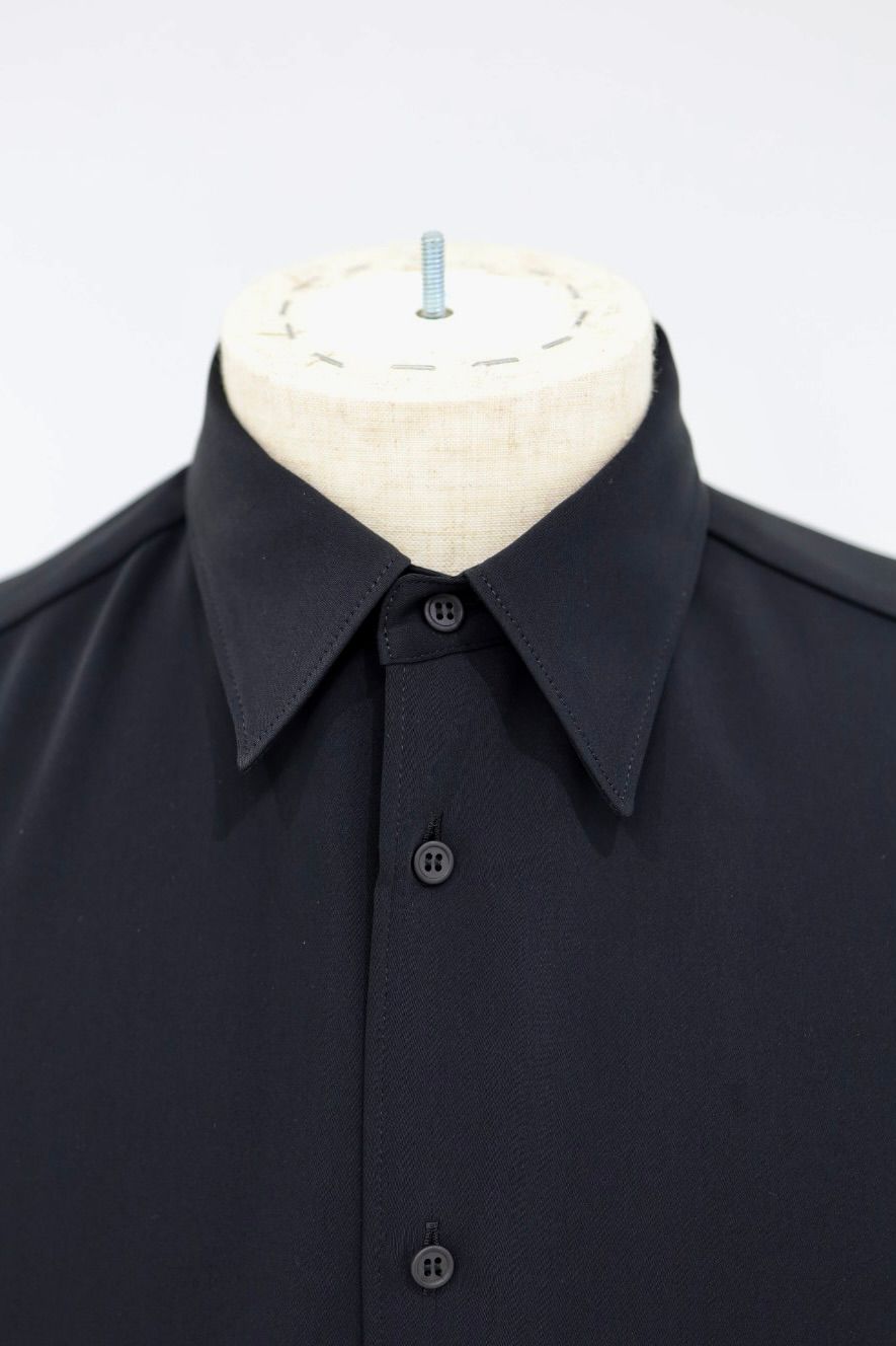 グラフペーパー26SS WOMENS Satin Oversized Regular Collar Shirt(GL261-50077B)BLACK☆1月10日(土)発売！