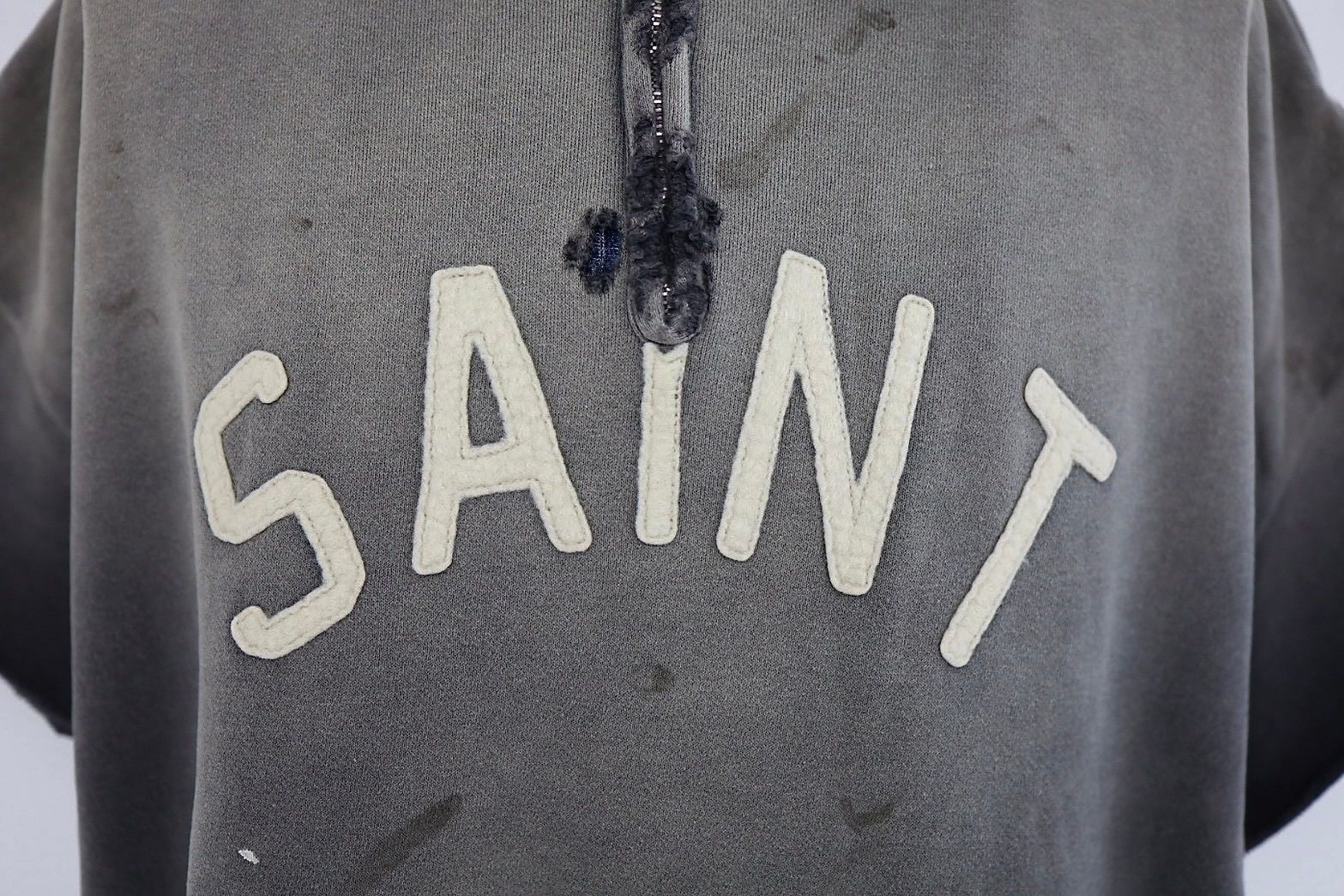 セントマイケル 26SS SAINT HALF ZIP SWEAT(SM-MK8-0000-052)CHARCOAL☆4月11日(土)発売！