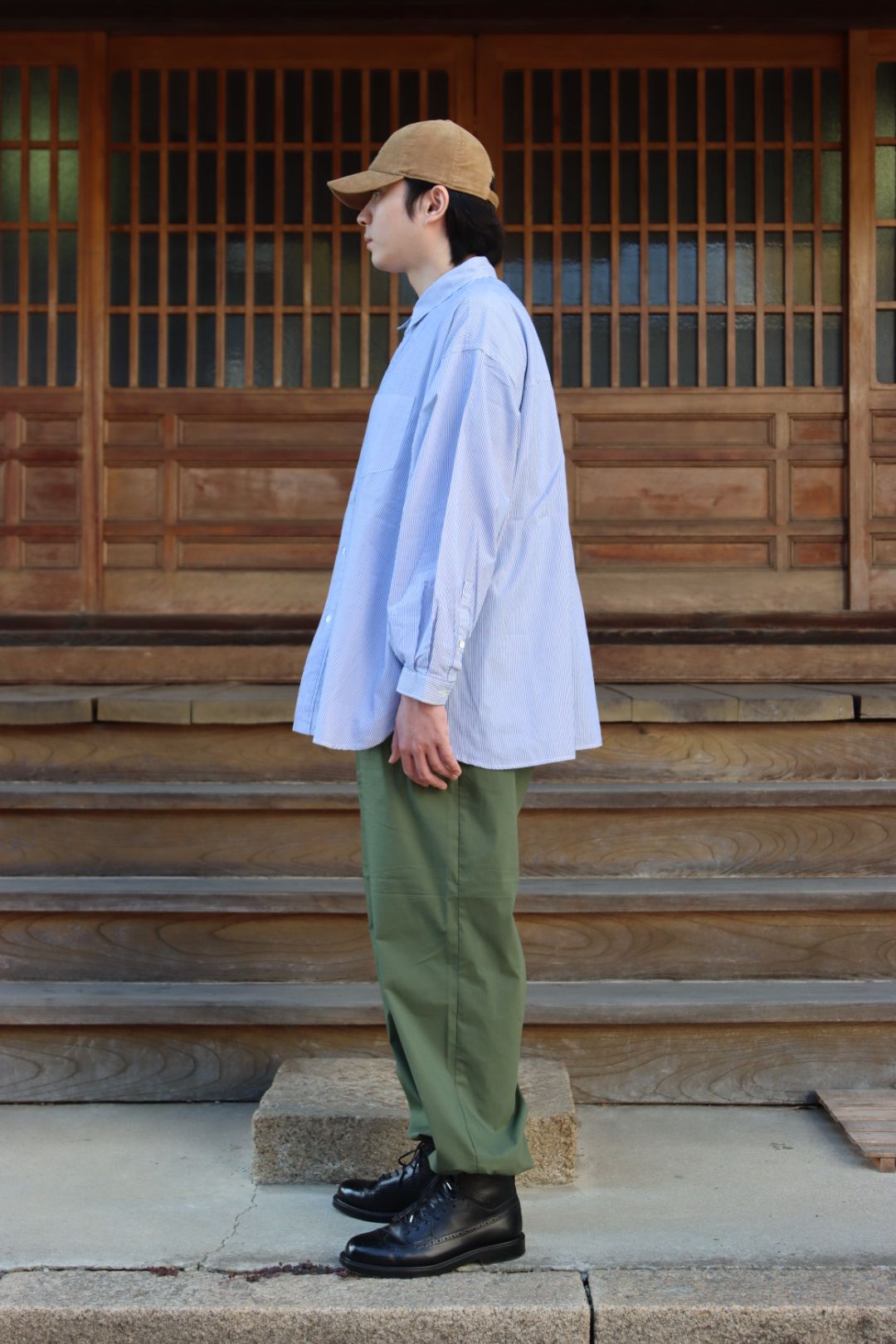 FreshService CORPORATE STRIPE REGULAR COLLAR SHIRT"WHITE×BLUE"style.