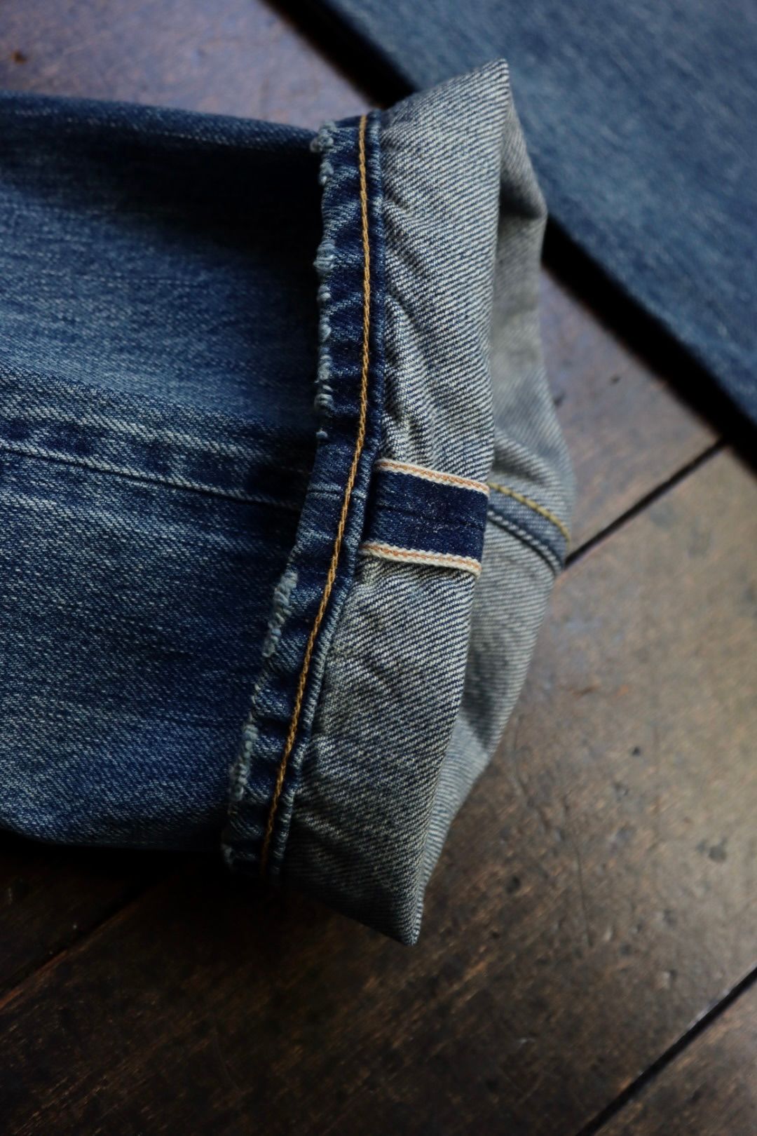 ファンダメンタル デニムCLASSIC STRAIGHT DENIM CS111(FA24MG111)INDIGO