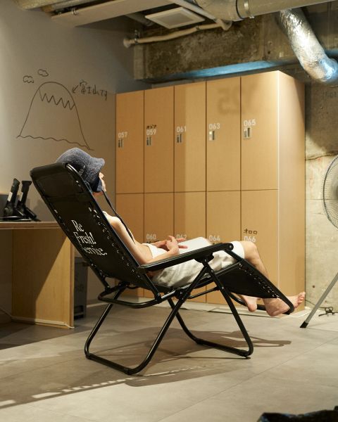 ReFresh!Service. FOLDING RECLINER CHAIR(BLACK)☆9月27日(土)発売！