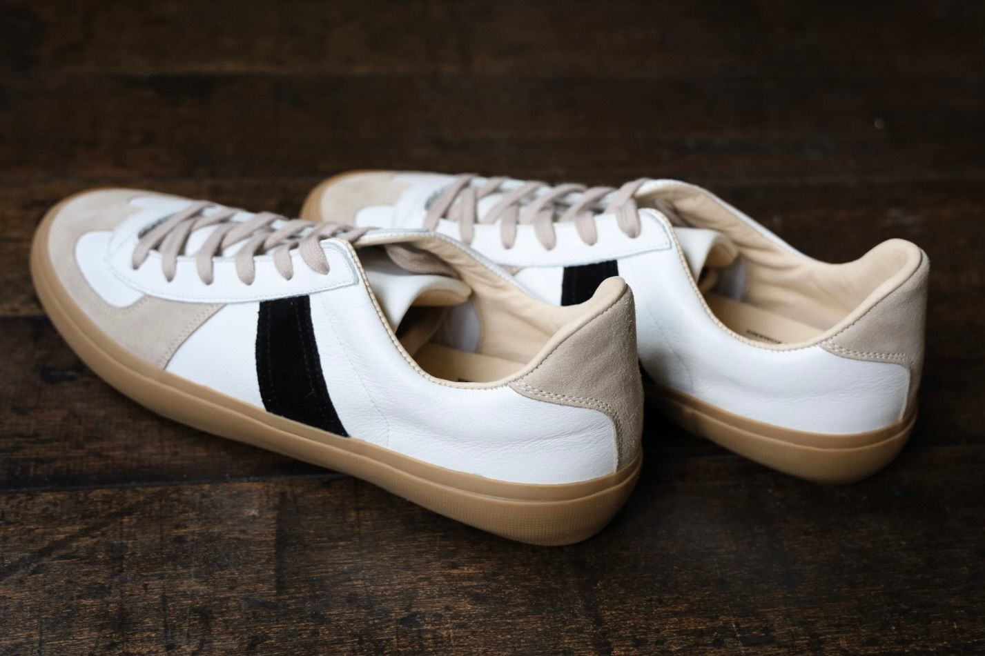 グラフペーパー25AW REPRODUCTION OF FOUND For GP GERMAN MILITARY TRAINER(GU253-90590) WHITE×BLACK