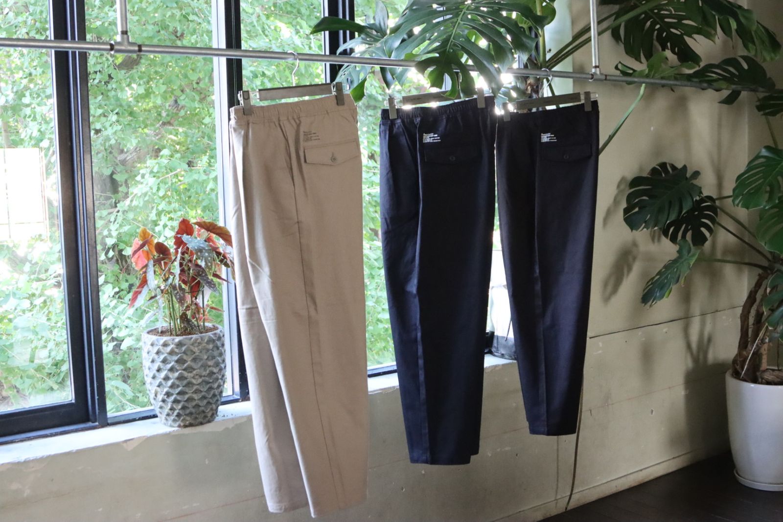 フレッシュサービス CORPORATE EASY CHINO PANTS(FSC253-40093B)BLACK☆8月2日(土)発売！