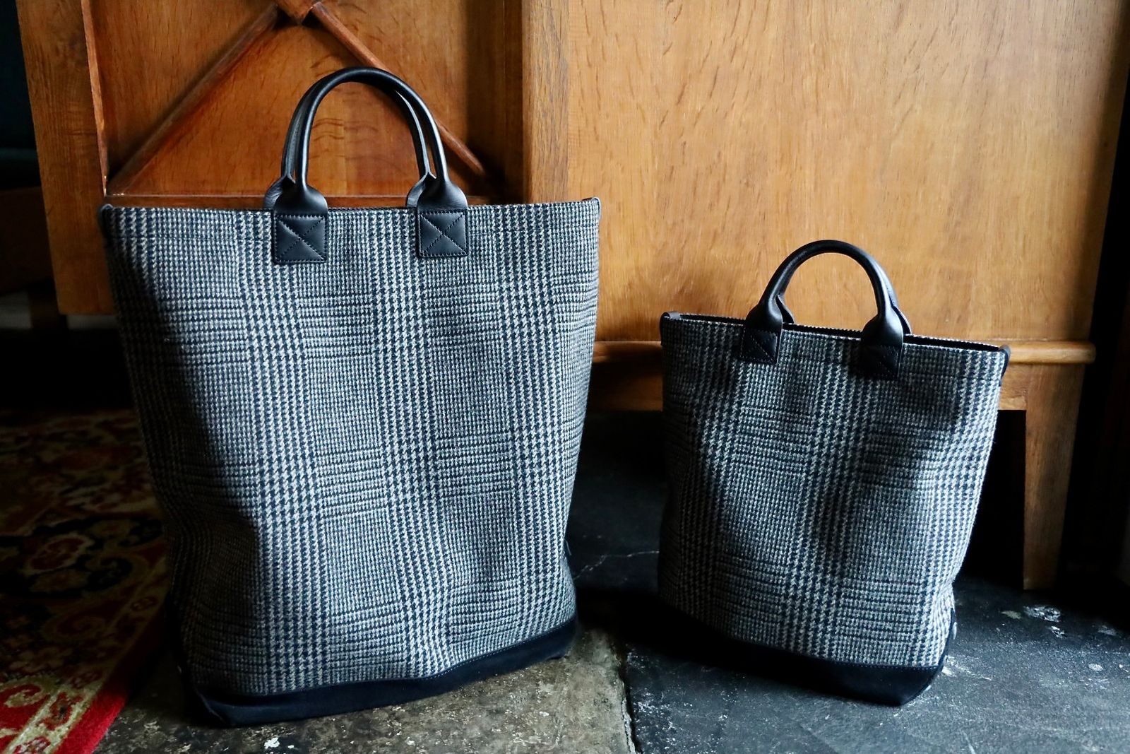 エンダースキーマ 25SA バッグ tweed tote small(xu-b-tts)black