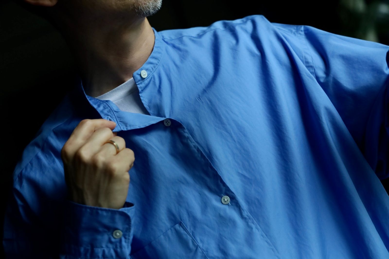 Graphpaper Broad L/S Oversized Band Collar Shirtスタイル.2024.6.30.