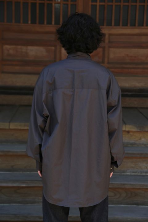 Graphpaper Broad L/S Oversized Regular Collar Shirt(GM212-50110B) style. 2021.05.23.