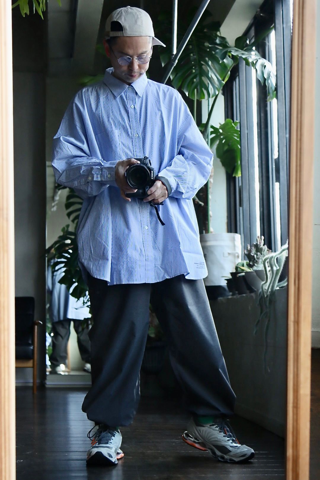 FreshService CORPORATE STRIPE REGULAR COLLAR SHIRTスタイル