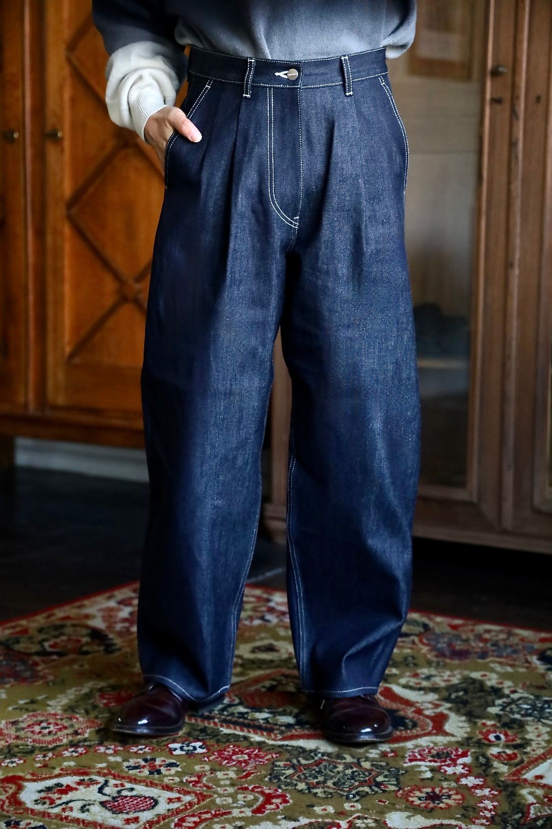 Graphpaper - グラフペーパー Selvage Denim Two Tuck Pants(GU261