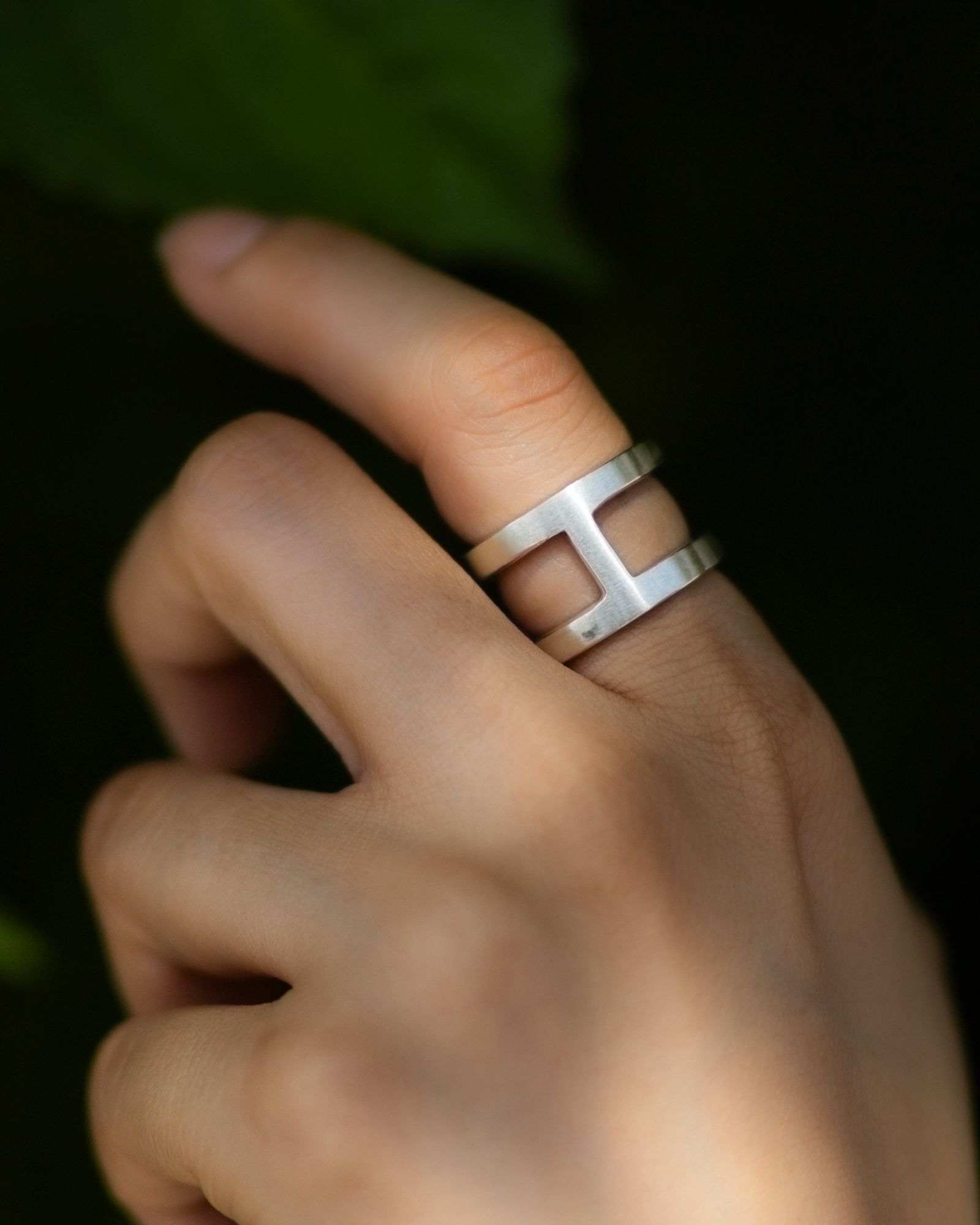 XOLO - XOLO JEWELRY リング / H Ring with Hair Line(XOR112