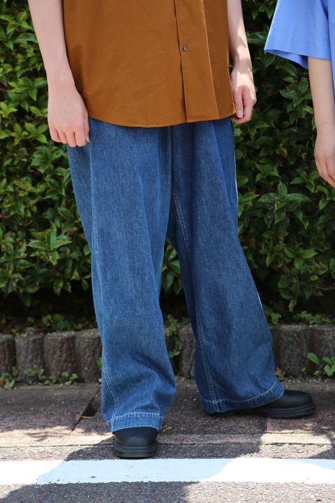 Graphpaper Broad Oversized S/S Regular Collar Shirt(GM212-50625B) style. 2021.05.30.