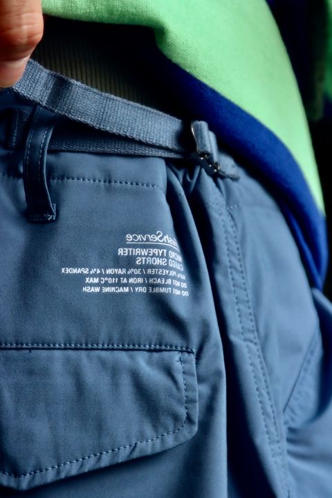 FreshService MICRO TYPEWRITER CARGO SHORTSスタイル