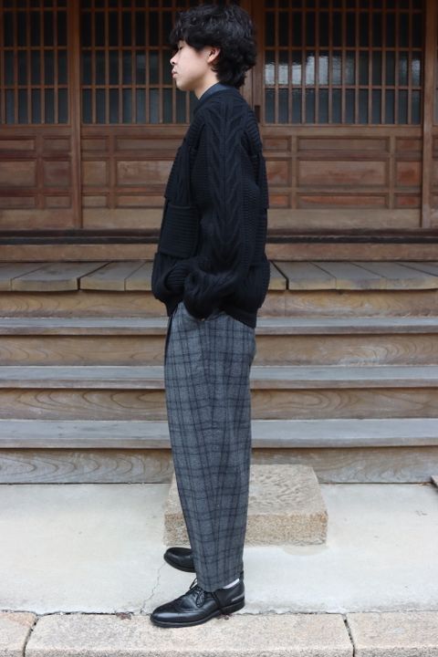 YOKE CROSSING CABLE CREW NECK KNIT(YK21AW0288S) style. 2021.11.14.