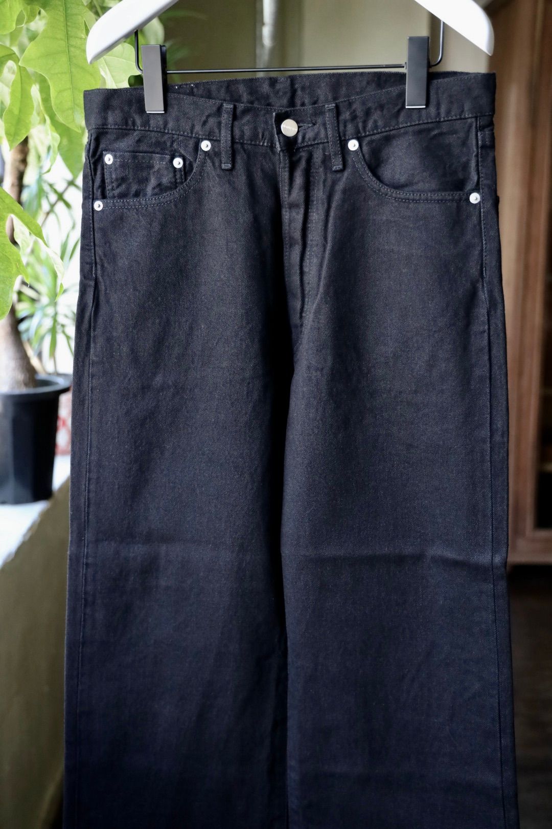 グラフペーパー25AW Selvage Denim Five Pocket wide Straight Pants(GU253-40059RB)BLACK_WASHED