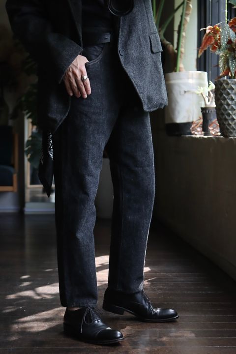 A.PRESSE 23AW Black Washed Denim Pantsスタイル