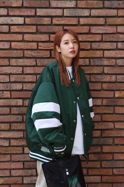 FreshService 22AW SATIN STADIUM JUMPER style.2022.10.25