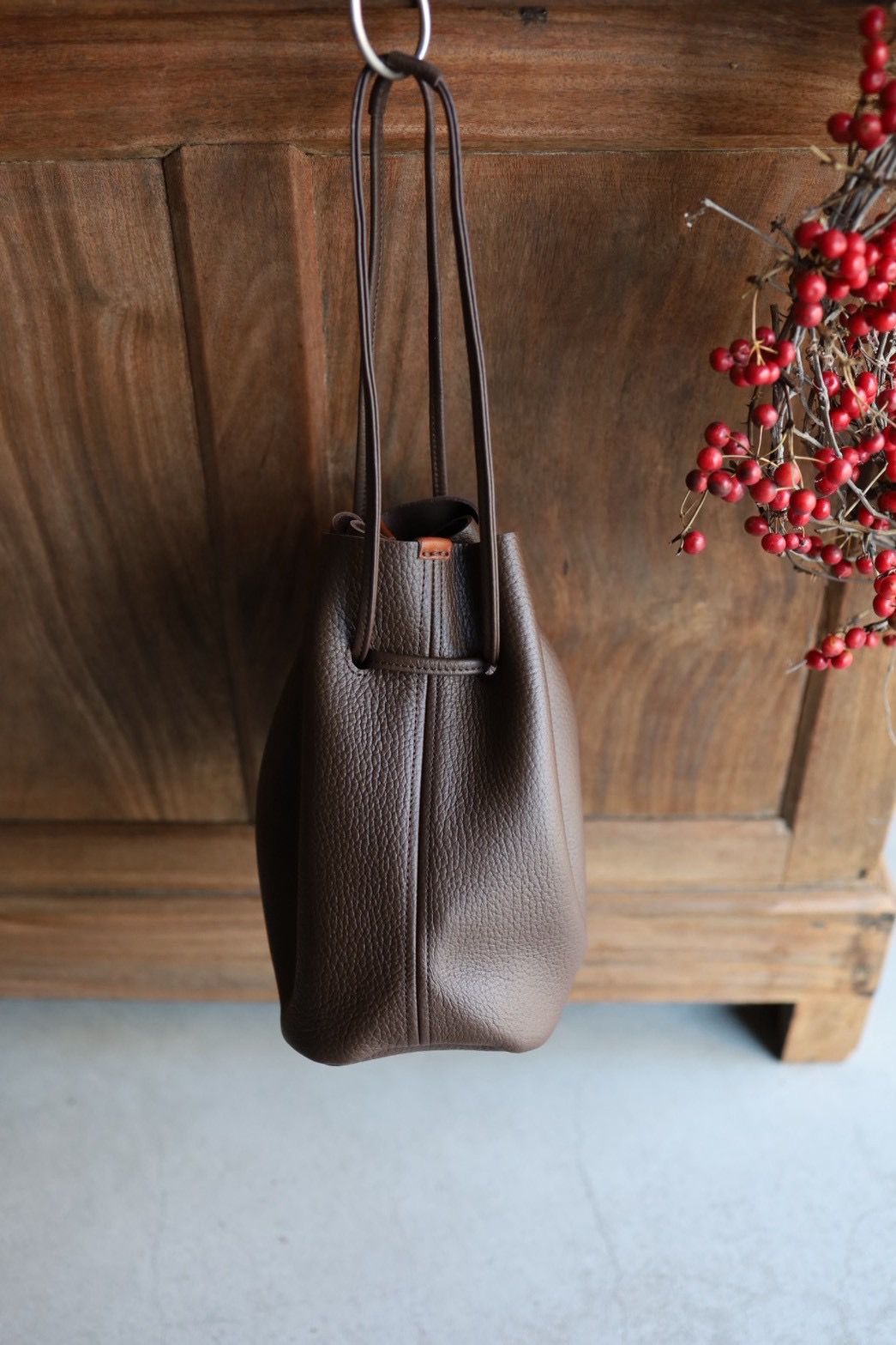 エンダースキーマ バッグbucket bag(yv-b-bkb)dark brown☆12月6日(土)発売！