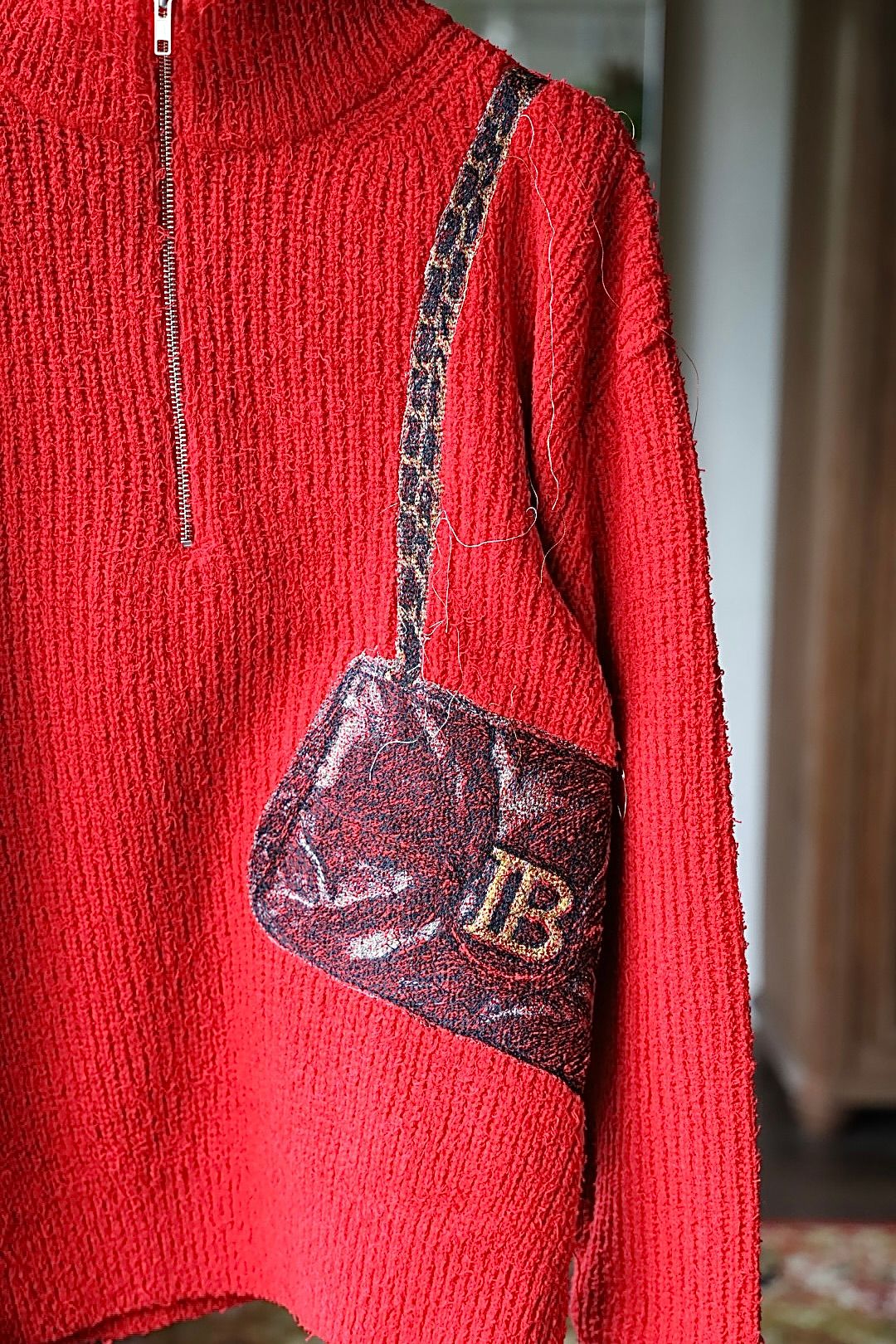 doublet ダブレット26AW TROMPE L’OEIL EMBROIDERY HALF ZIP KNIT (26AW56KN229)RED☆8月15日(土)発売！