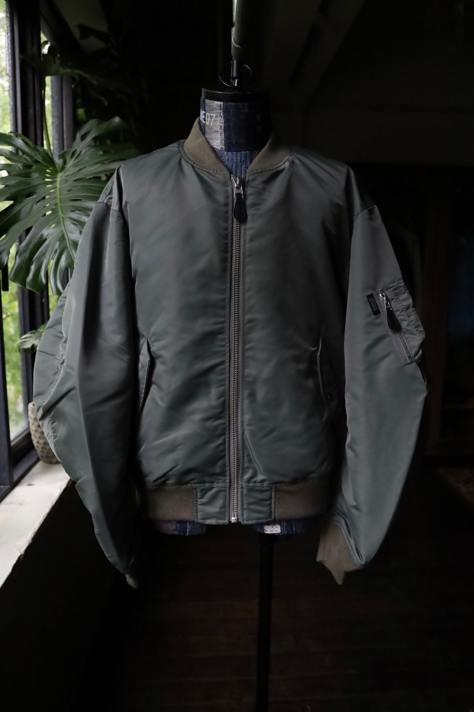 セダンオールパーパス FW24 Reversible CORDURA Flight Jacket(SD24F-JK05) Sage Green × Orange