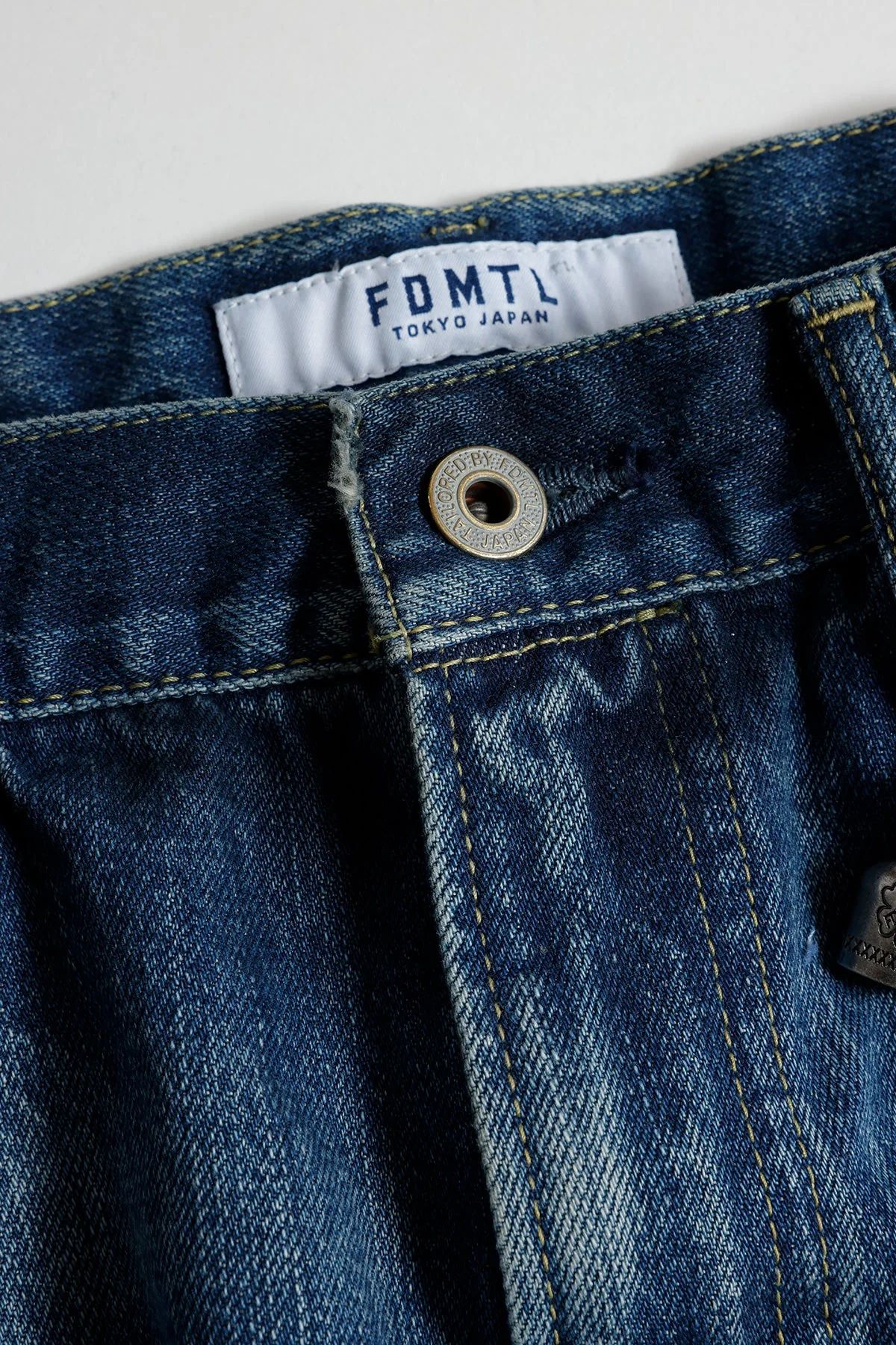 ファンダメンタル デニムパンツ CLASSIC FIT DENIM CS130 (FA25MG130)INDIGO