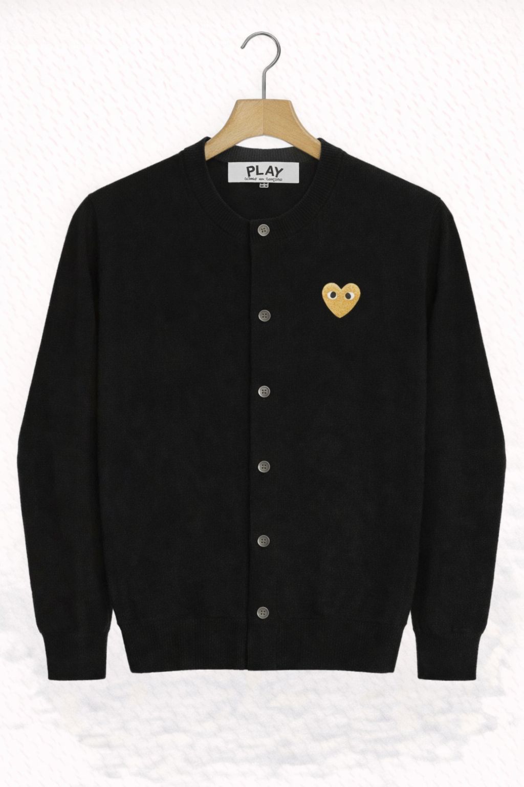 COMME des GARÇONS PLAY ブラックカーディガン 新品タグ付き PLAY COMME des GARCONS 【期間限定特別価格】 新品 プレイ