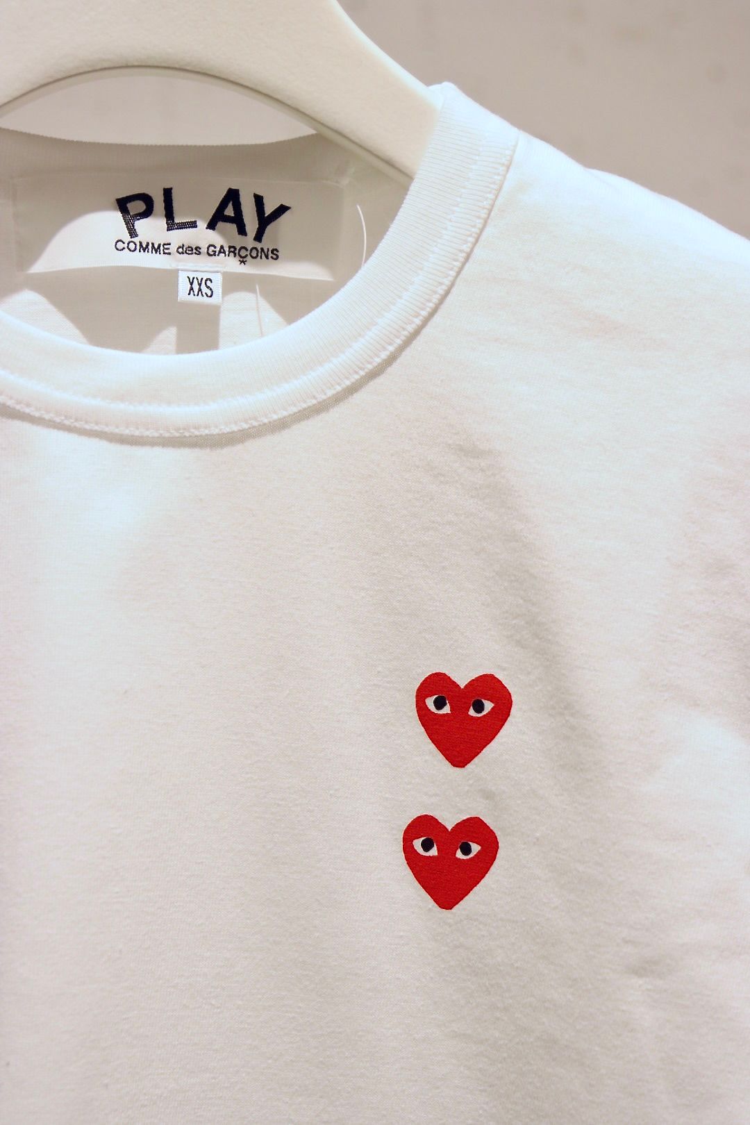 プレイコムデギャルソン PLAY VERTICAL 4 HEART L/S T-SHIRT RED HEART(AX-T339-051)WHITE -  XS