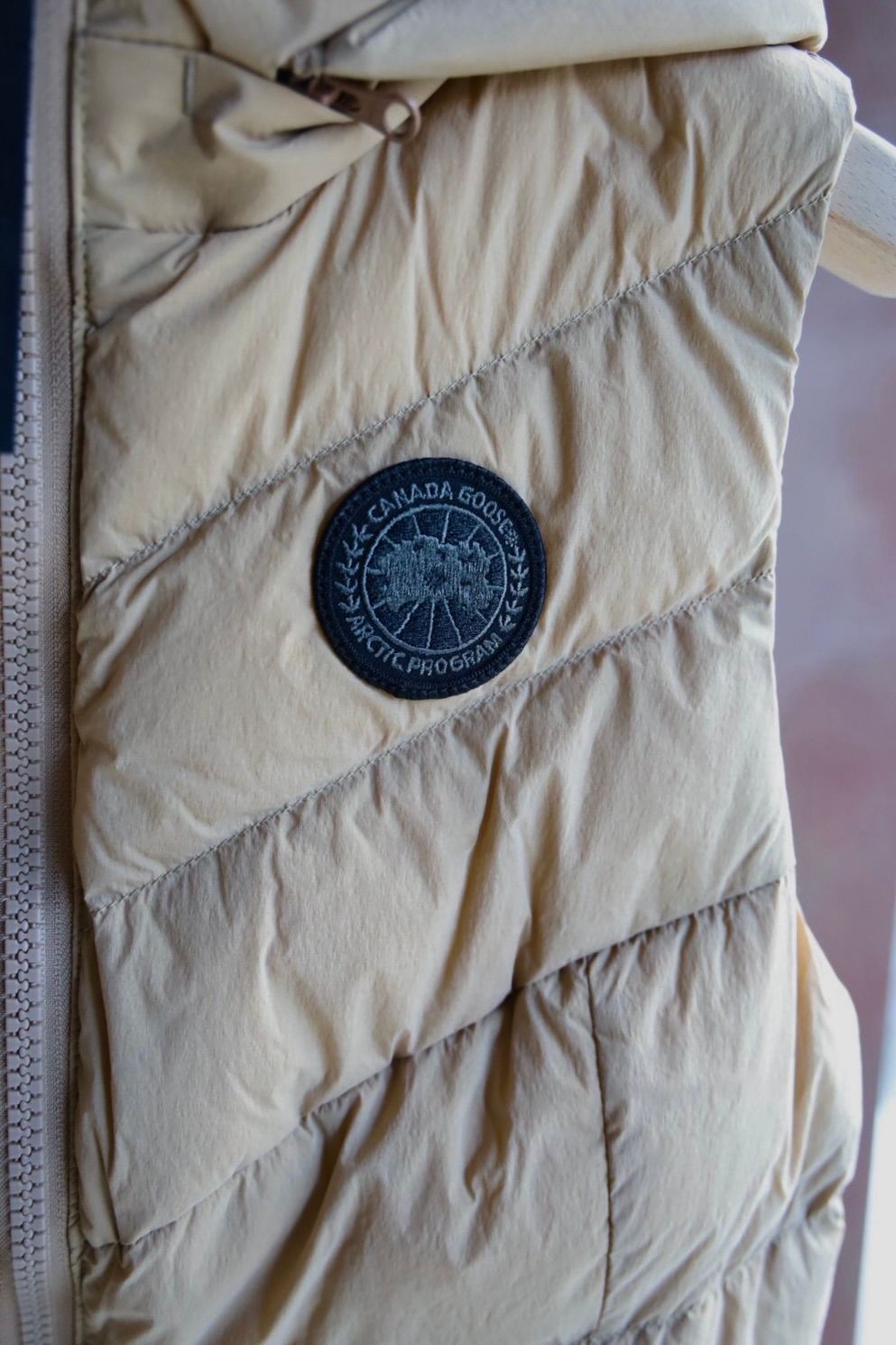 カナダグースレディース Clair Vest Black Label クレア ベスト ブラックレーベル(2333WB)Desert Sand☆新作発売！