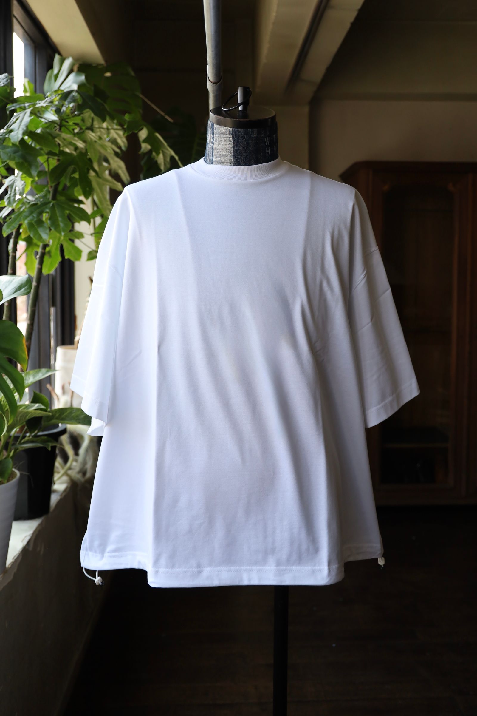 イズネス25SS BALLOON SHORT SLEEVE T-SHIRT(25SS_03_31SSSH05-1)WHITE