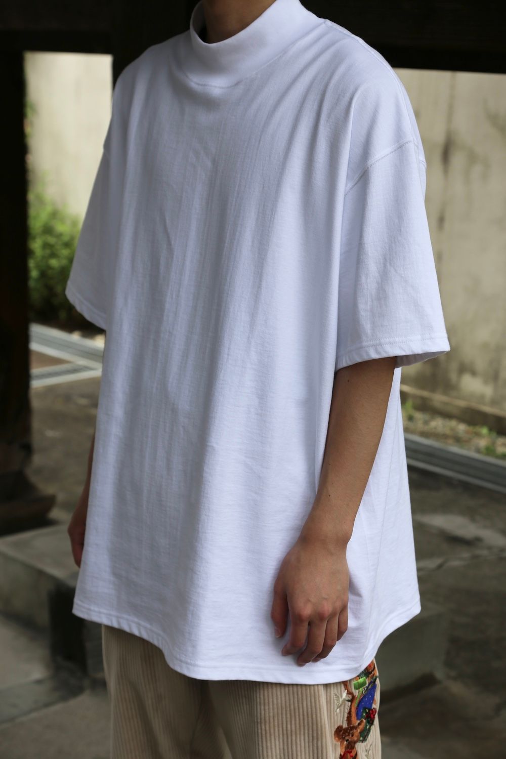 Graphpaper S/S Mock Neck Tee(GU212-70056B) style. 2021.06.07 
