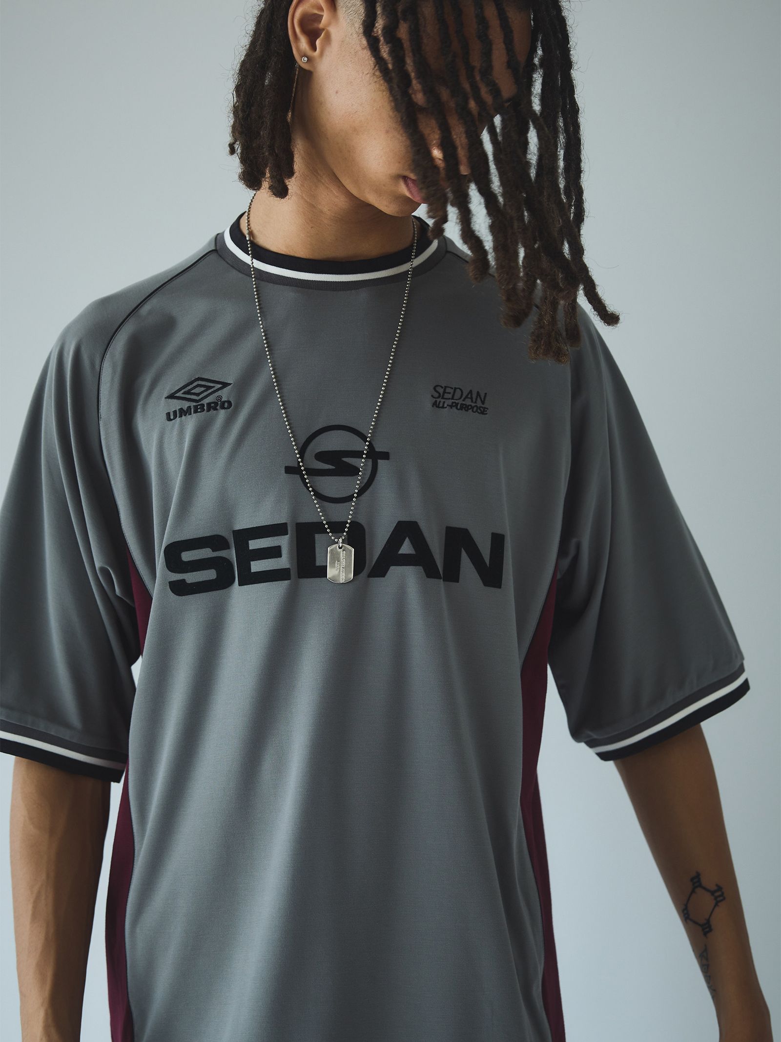 SEDAN ALL-PURPOSE - セダンオールパーパス SS24 UMBRO® S/S