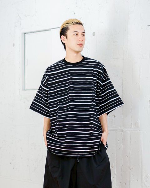 SFC SUPER BIG MIX SIDE STRIPES SS TEE (BLACK)スタイル 3月28日(土)新作発売！