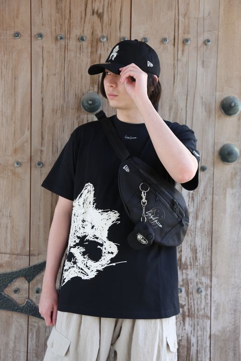 Yohji Yamamoto 半袖 コットン Tシャツ SS21 ドッグ シグネチャーロゴ(HD-T96-082)style.2021.4.13.