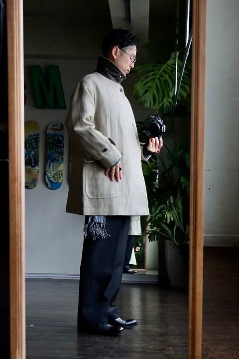 A.PRESSE Linen Half Coatスタイル