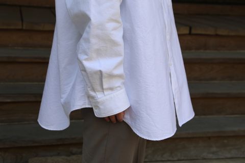 Graphpaper Oxford Oversized Band Collar Shirt(GM211-50137B) style. 2021.04.18.