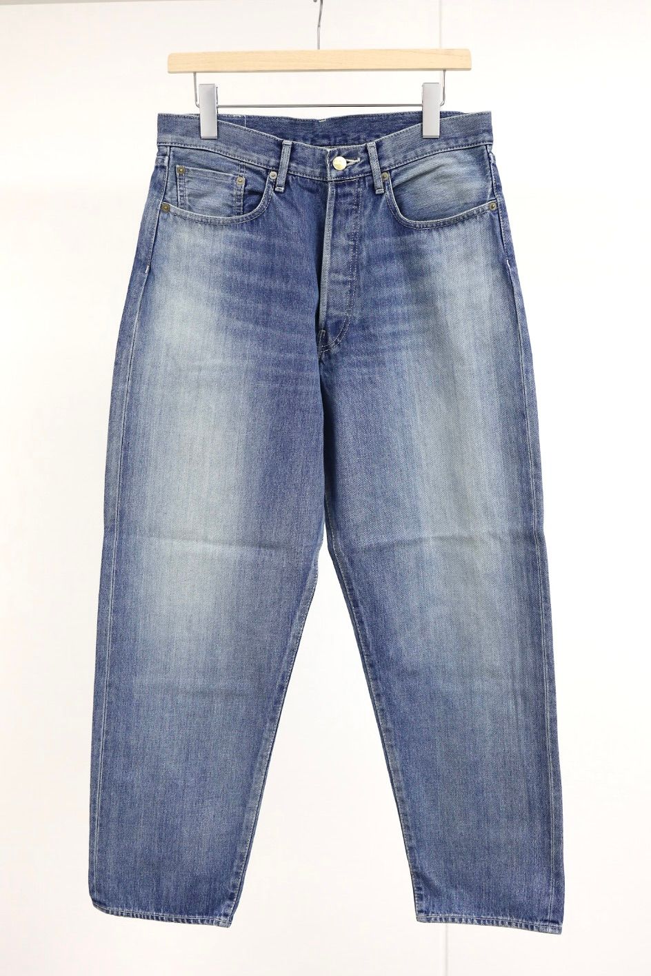 グラフペーパーSelvage Denim Five Pocket Tapered Pants(GU261-40058LB)INDIGO_LIGHT FADE★1月24日(土)発売！