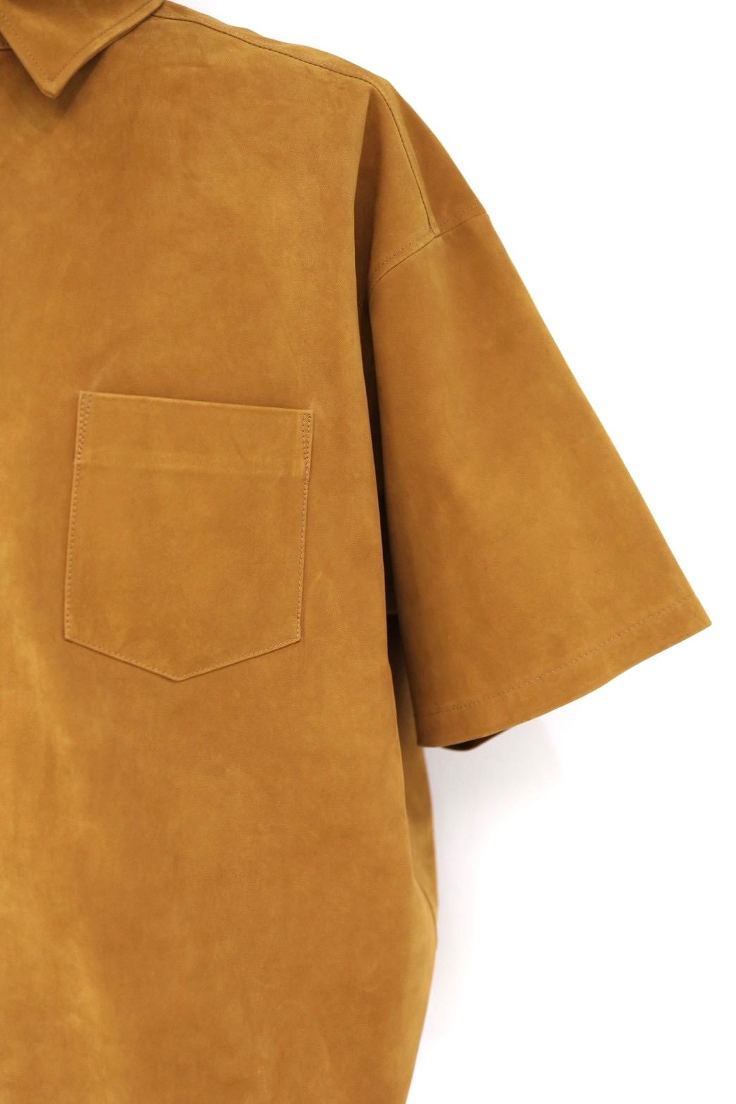 グラフペーパー26SS Cow Nubuck Leather S/S Oversized Regular Collar Shirt(GU261-50407)BROWN☆2月28日(土)発売！