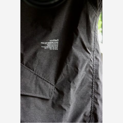 FreshService 23SS PERTEX LIGHTWEIGHT TECH SHIRTスタイル