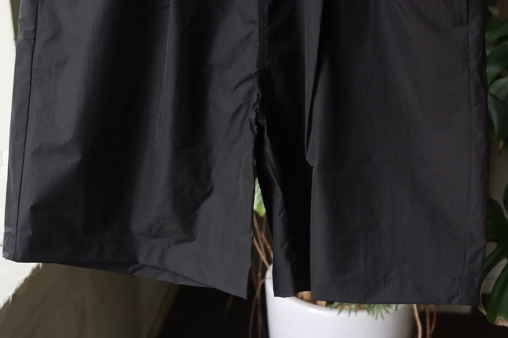 イズネス22SS AMPHIBIOUS SHORTS(31SSSH02)BLACK