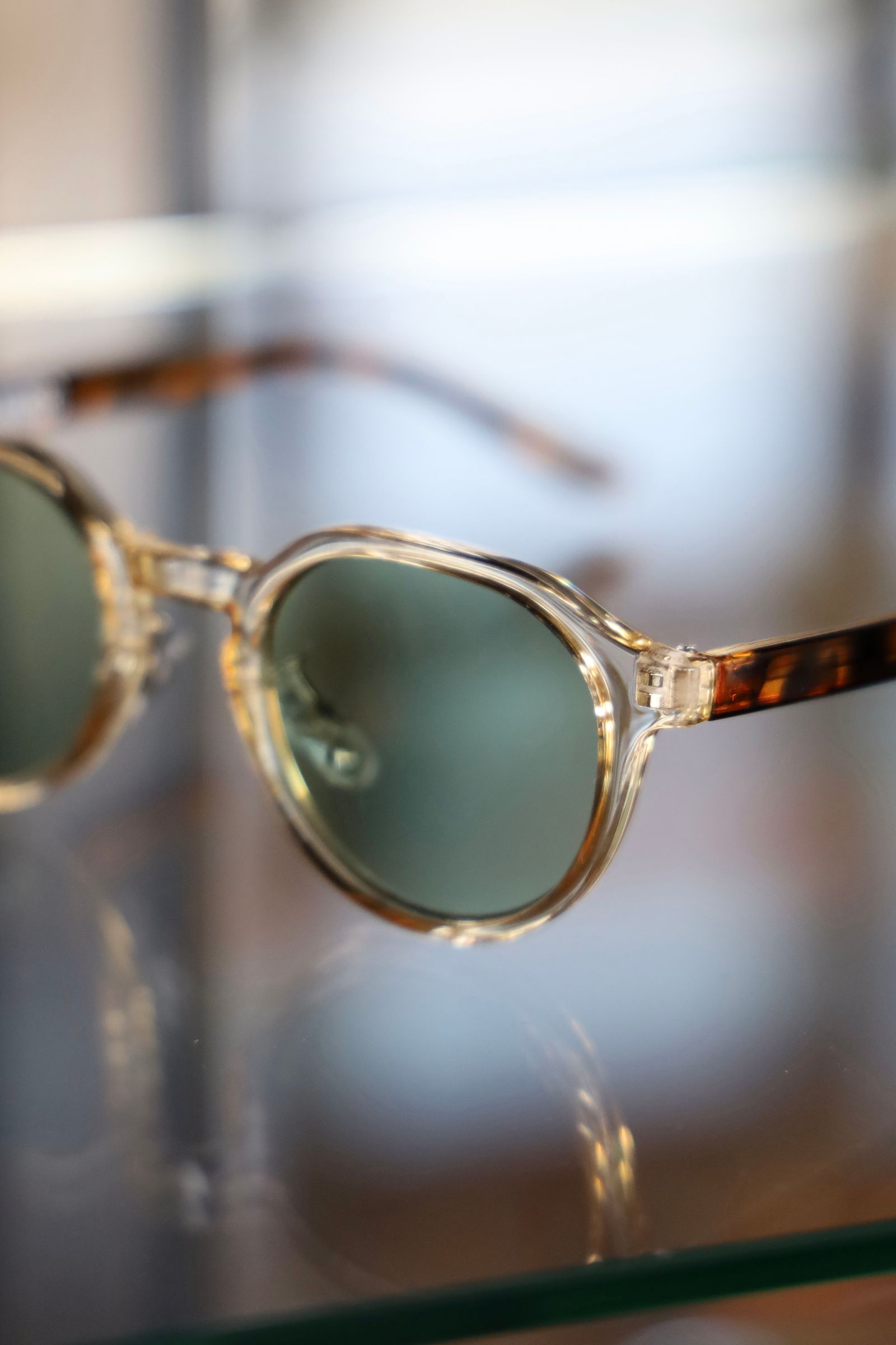 イズネスミュージックサングラス is-ness LARRY SUNGLASSES(BOSTON TYPE)CLEAR-GREEN