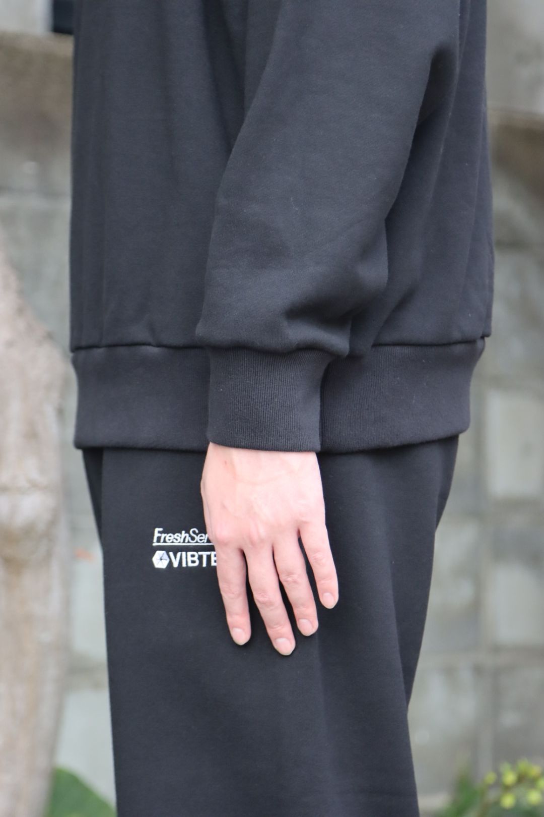 VIBTEX for FreshService “SWEAT CREW NECK PULLOVER” style.2022.10.21