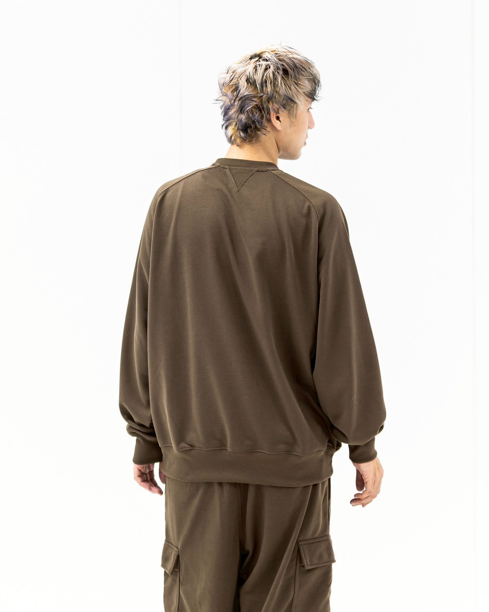 DAIWA PIER39 TECH SWEAT CREW FREEDOM SLEEVE(BROWN INK)1月24日(土)新作発売！