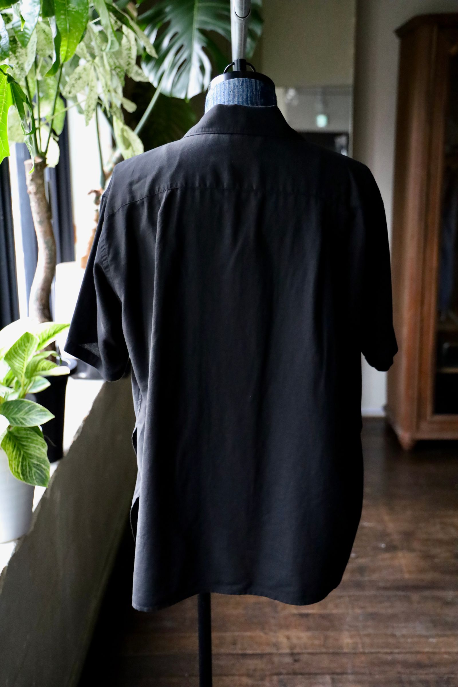 ヨーク25SUMMER シャツ GARMENTDYED COTTON SILK TWILL OPEN COLLAR SHIRT(YK25SS001006SH)BLACK