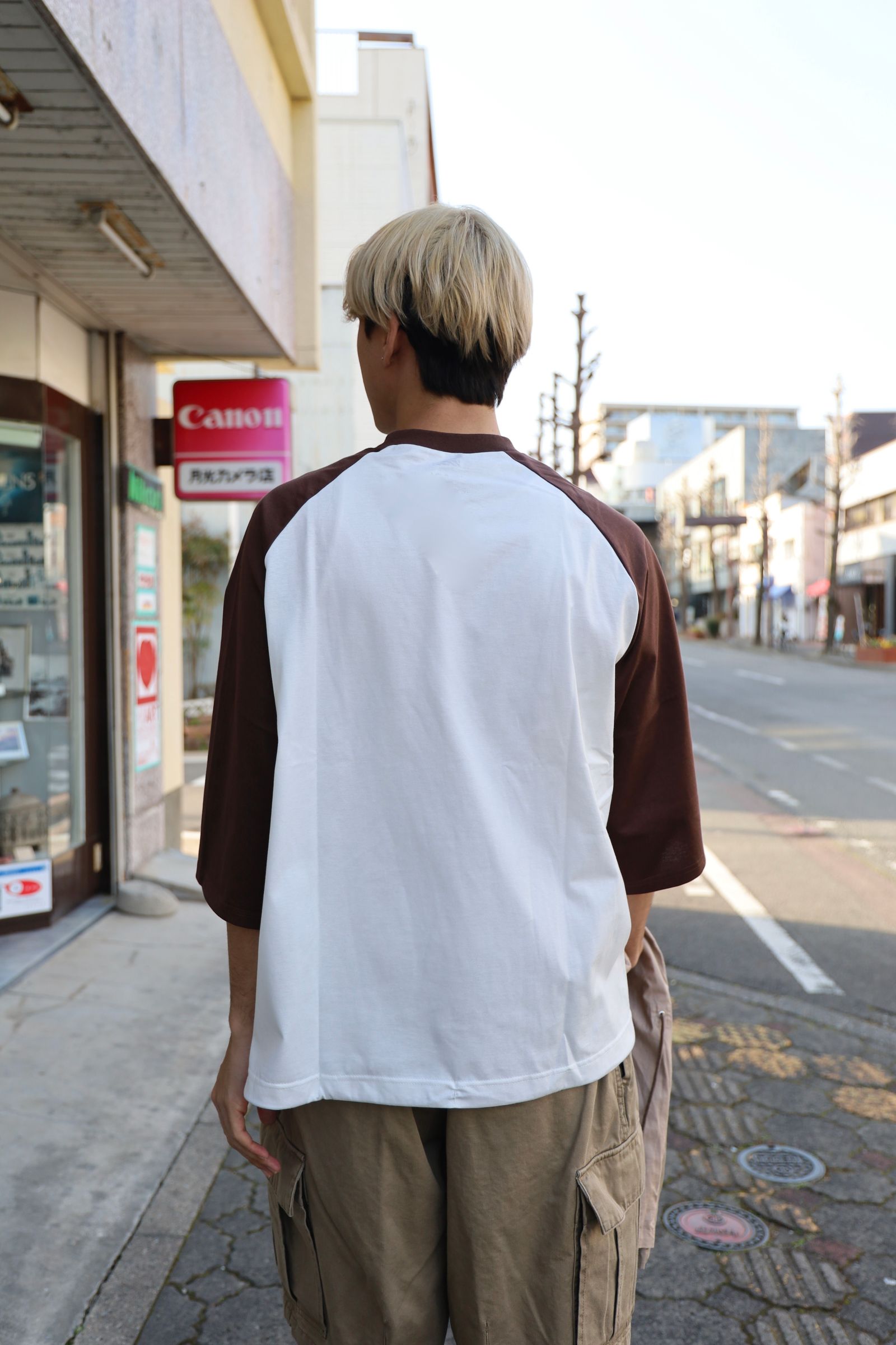イズネス BALLOON RAGLAN SLEEVE T-SHIRT 新作発売！