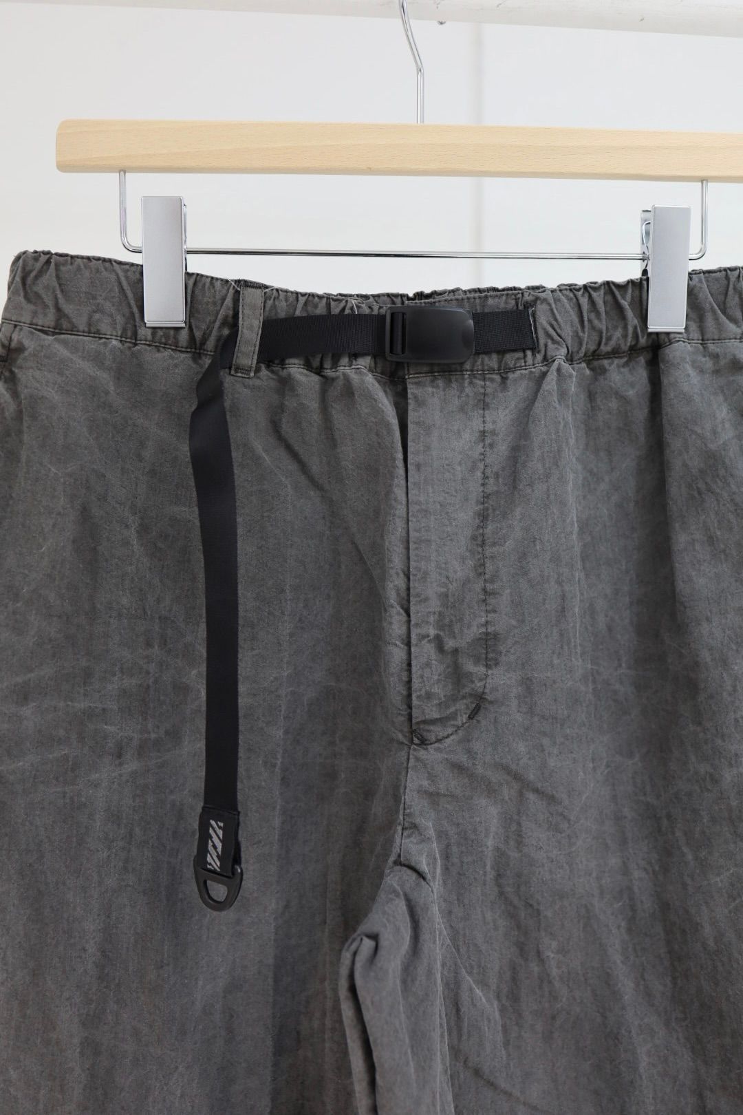 イズネス 26SS パンツ Pigment-Dyed Long Pants(26SS_08_25AWPT01W) BLACK ☆新作発売！