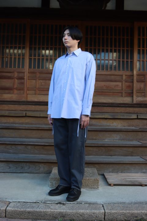 YOKE THOMAS MASON STRIPED PIPING SHIRT"SAXE"style.
