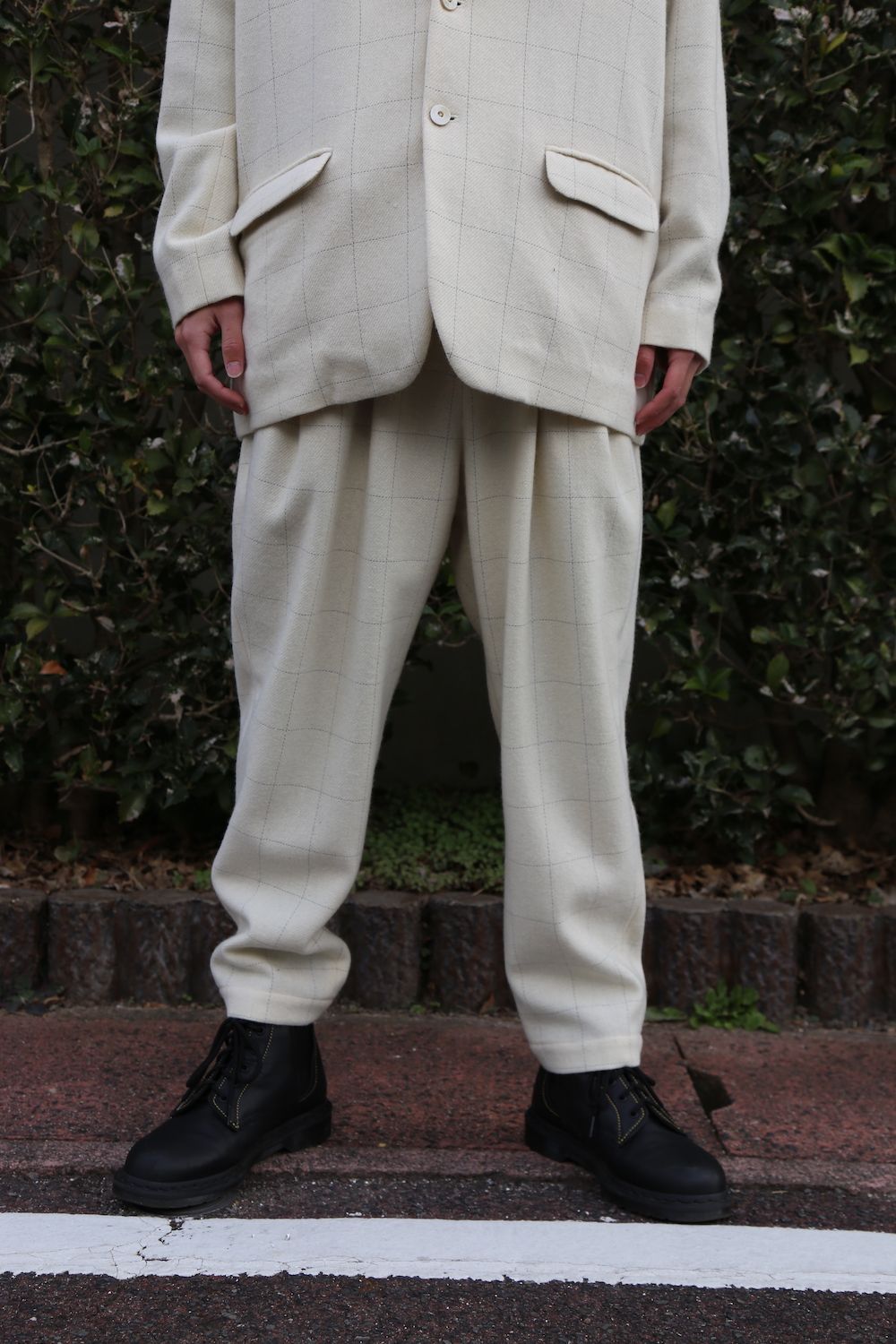 Dulcamara リフレクターツイードセットアップ"off White" style 2020.12.27.