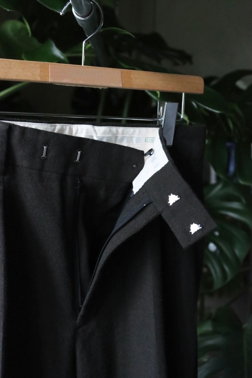 アプレッセ22FW Wide Tapered Trousers(22AAP-04-03M)KHAKI