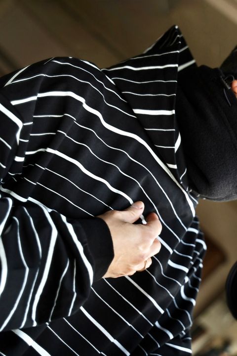 S.F.C 25SS HOODIE MIX SIDE STRIPE LS TEE"Black-White"スタイル