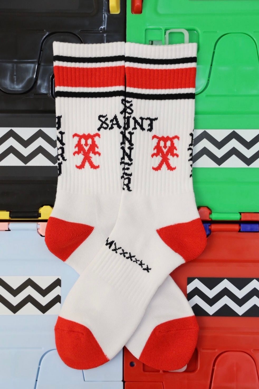 セントマイケル SINNER SOCKS (SM-HR1-0000-107)WHITE/RED★10月11日(土)発売！