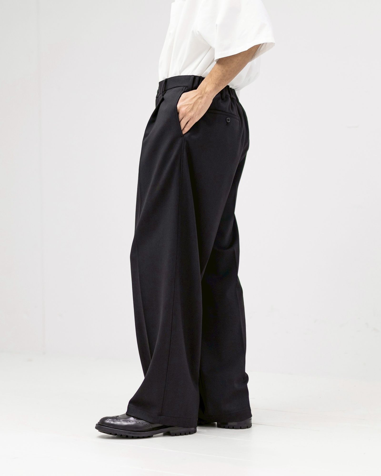 グラフペーパー 25AW SIDOGRAS Melange Ponte Wide Slacks(GM254-40052)BLACK☆11月29日(土)発売！