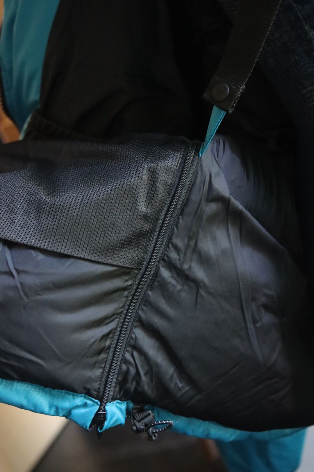 イズネス 23AW FUNCTIONAL DOWN JACKET is-ness×NANGA (1005AWDOWNJK01)TURQUOISE